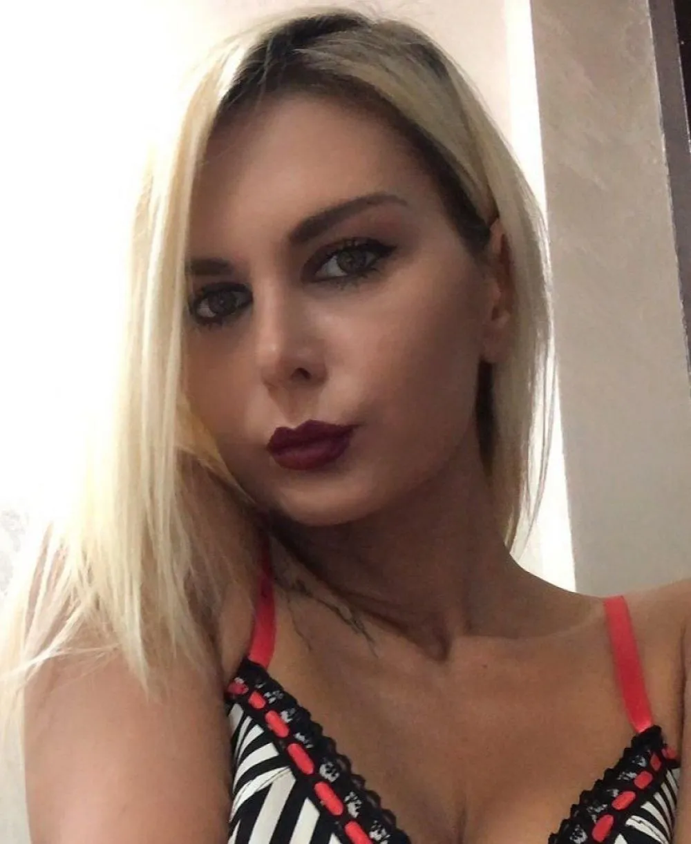 Irina photo 1