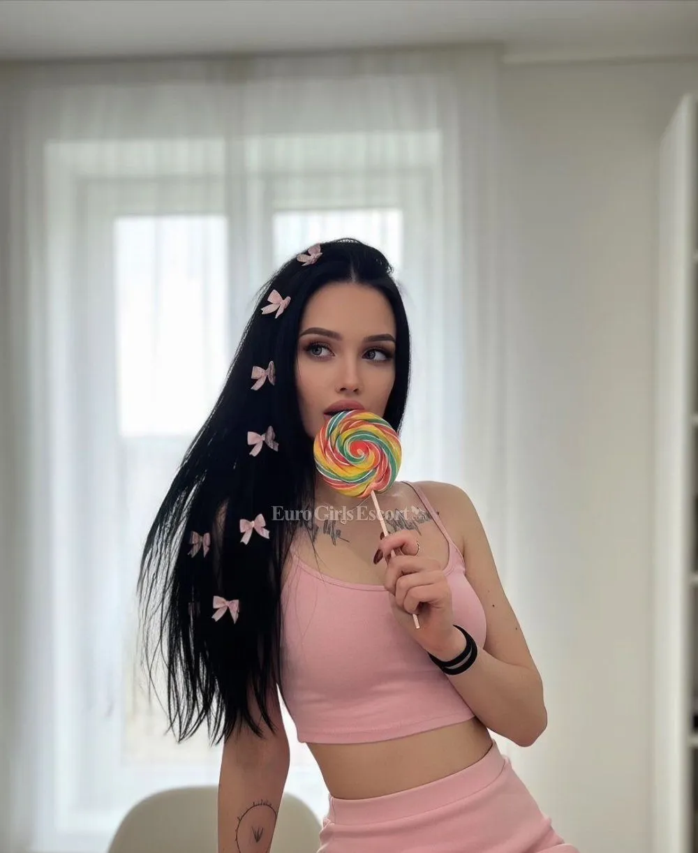 Melisa photo 3