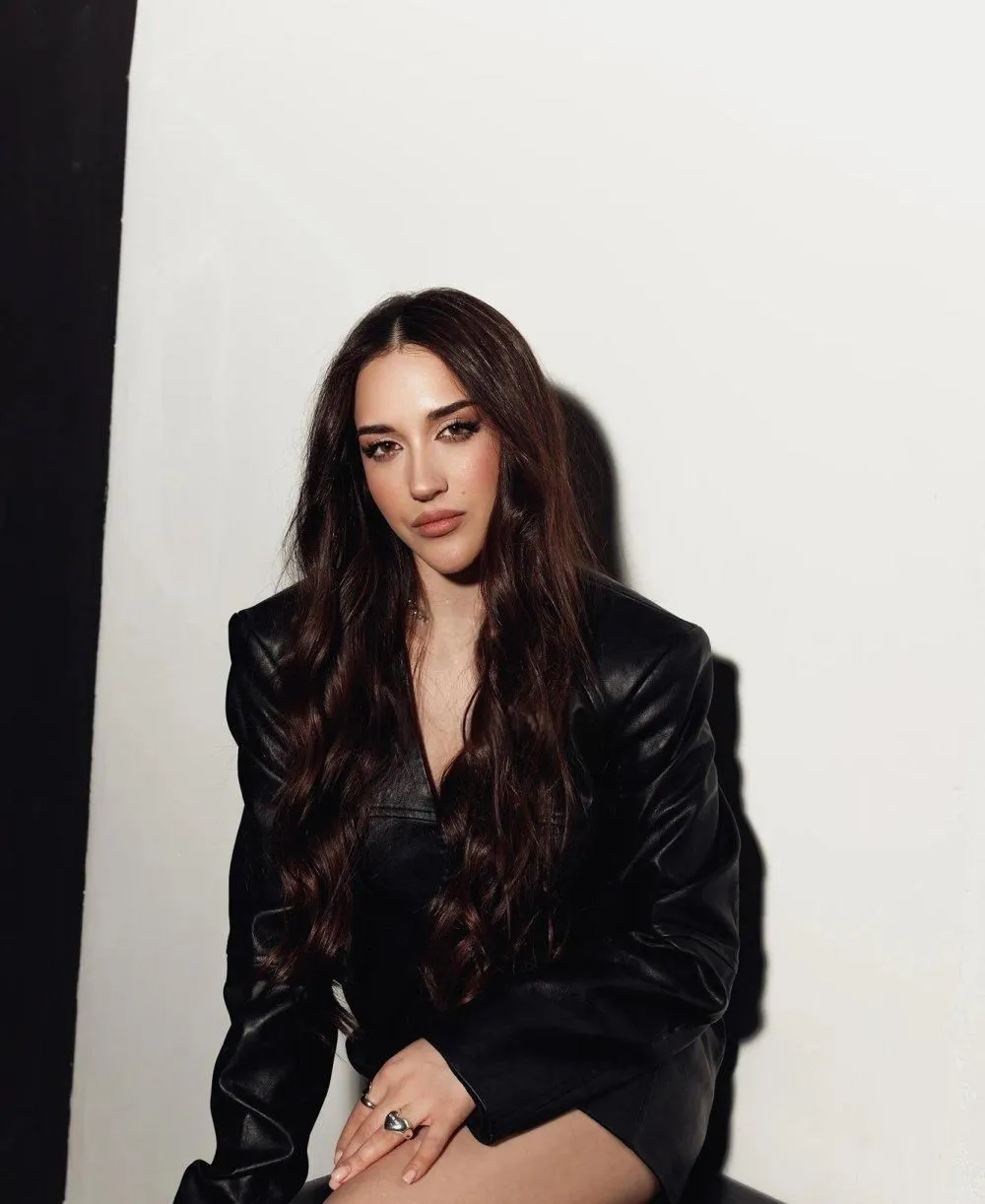 Kristina photo 3