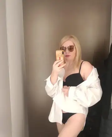 Lara preview